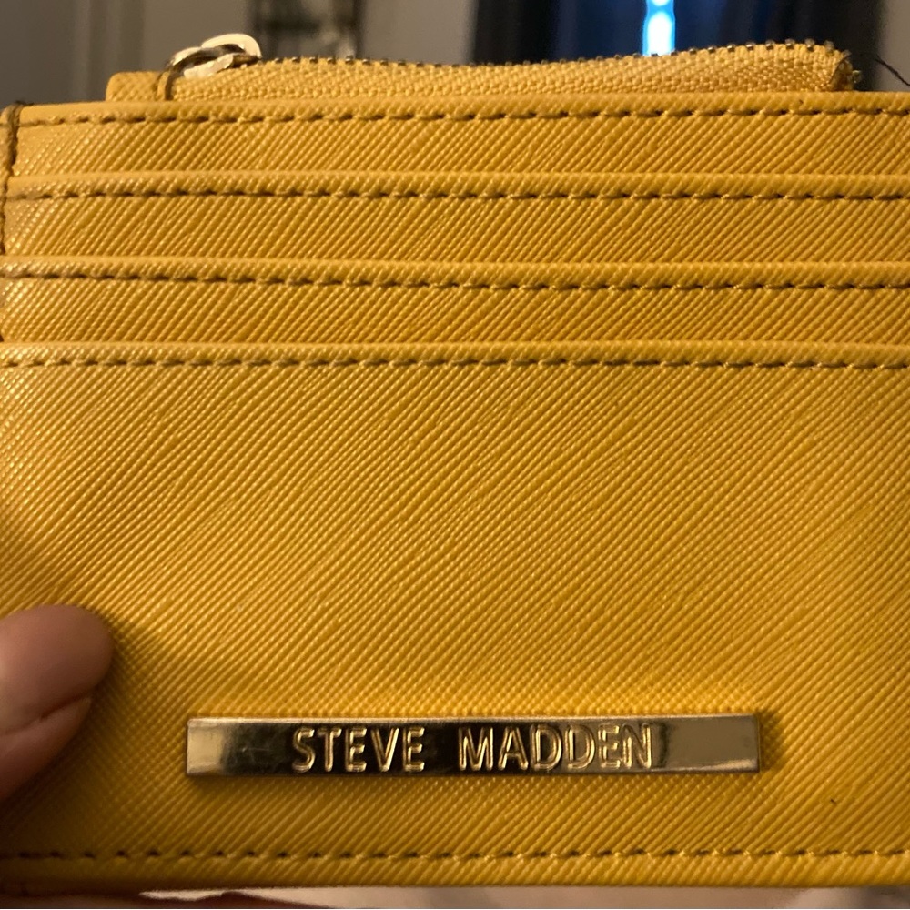 NWOT Steve Madden small coin purse and wallet mustard colored 3 compartments